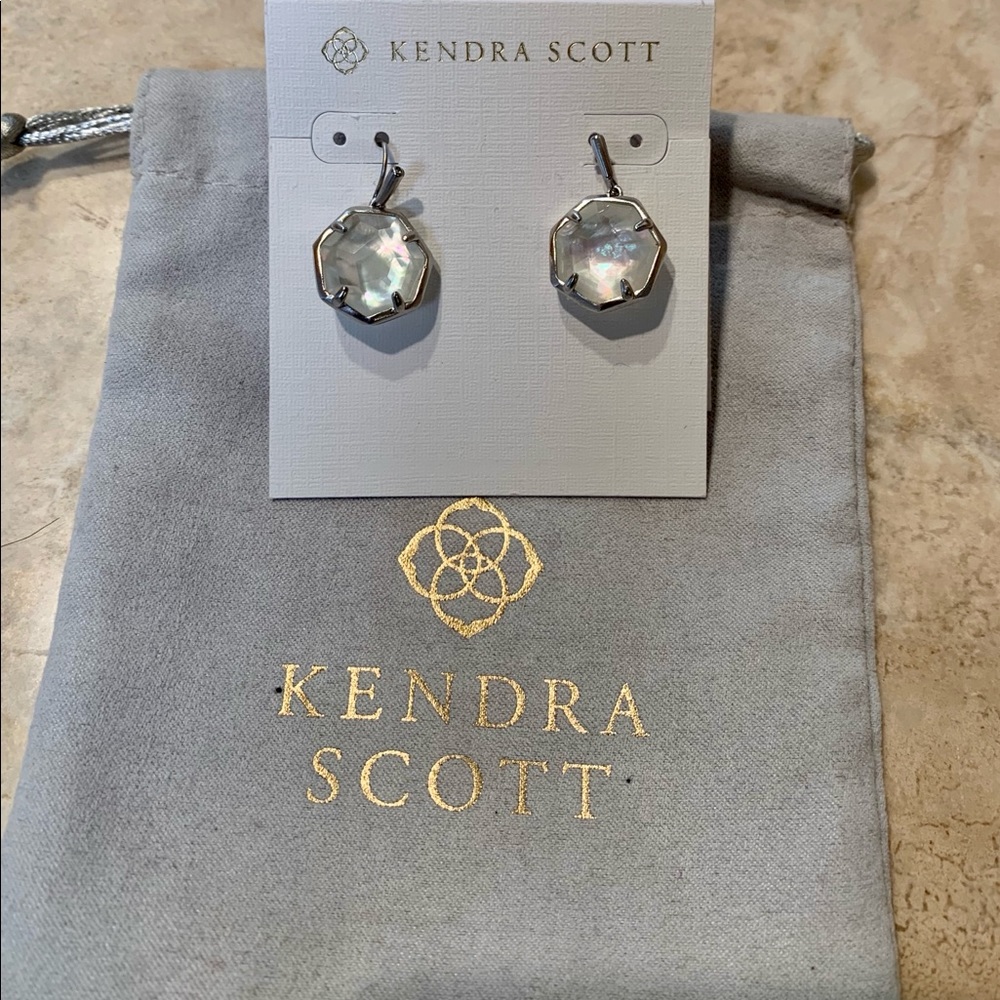BRAND NEW Kendra Scott Earrings